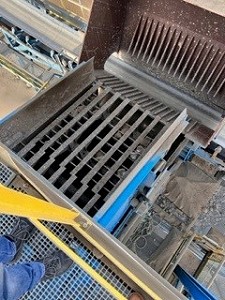 Hewitt Robins supplies vibrating equipment to one of the World's biggest Phosphate Mines