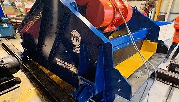 Hewitt Robins Replaces 150tph Dewatering Screen