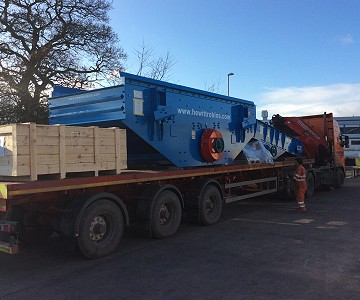 Hewitt Robins supplies vibrating equipment to one of the World's biggest Phosphate Mines