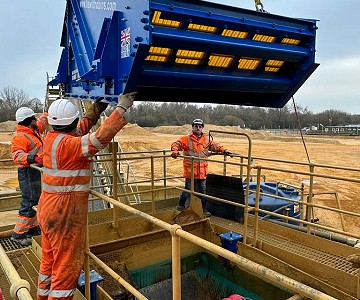 Hewitt Robins Replaces 150tph Dewatering Screen