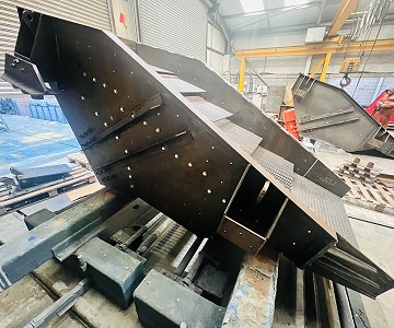Hewitt Robins Supplies Four Vibrating Screens to the Glass Recycling Industry