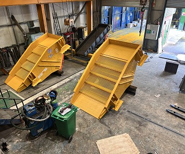 Hewitt Robins Supplies Four Vibrating Screens to the Glass Recycling Industry