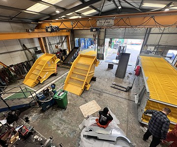 Hewitt Robins Supplies Four Vibrating Screens to the Glass Recycling Industry