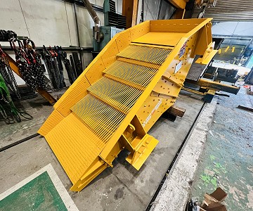 Hewitt Robins Supplies Four Vibrating Screens to the Glass Recycling Industry