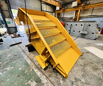 Hewitt Robins Supplies Four Vibrating Screens to the Glass Recycling Industry