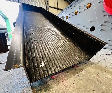 Hewitt Robins Supplies Four Vibrating Screens to the Glass Recycling Industry
