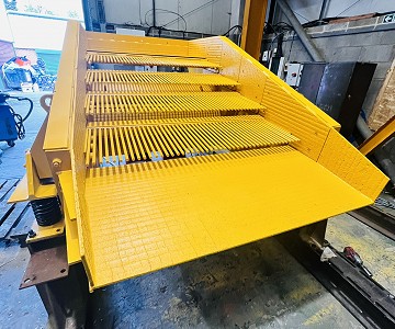 Hewitt Robins Supplies Four Vibrating Screens to the Glass Recycling Industry
