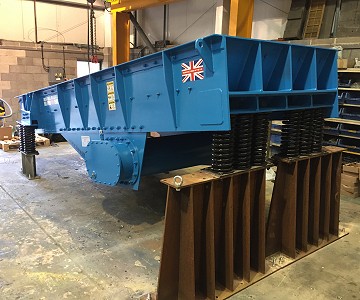 Hewitt Robins supplies vibrating equipment to one of the World's biggest Phosphate Mines