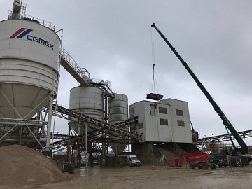 CEMEX UK New Screen supplied by Hewitt Robins International